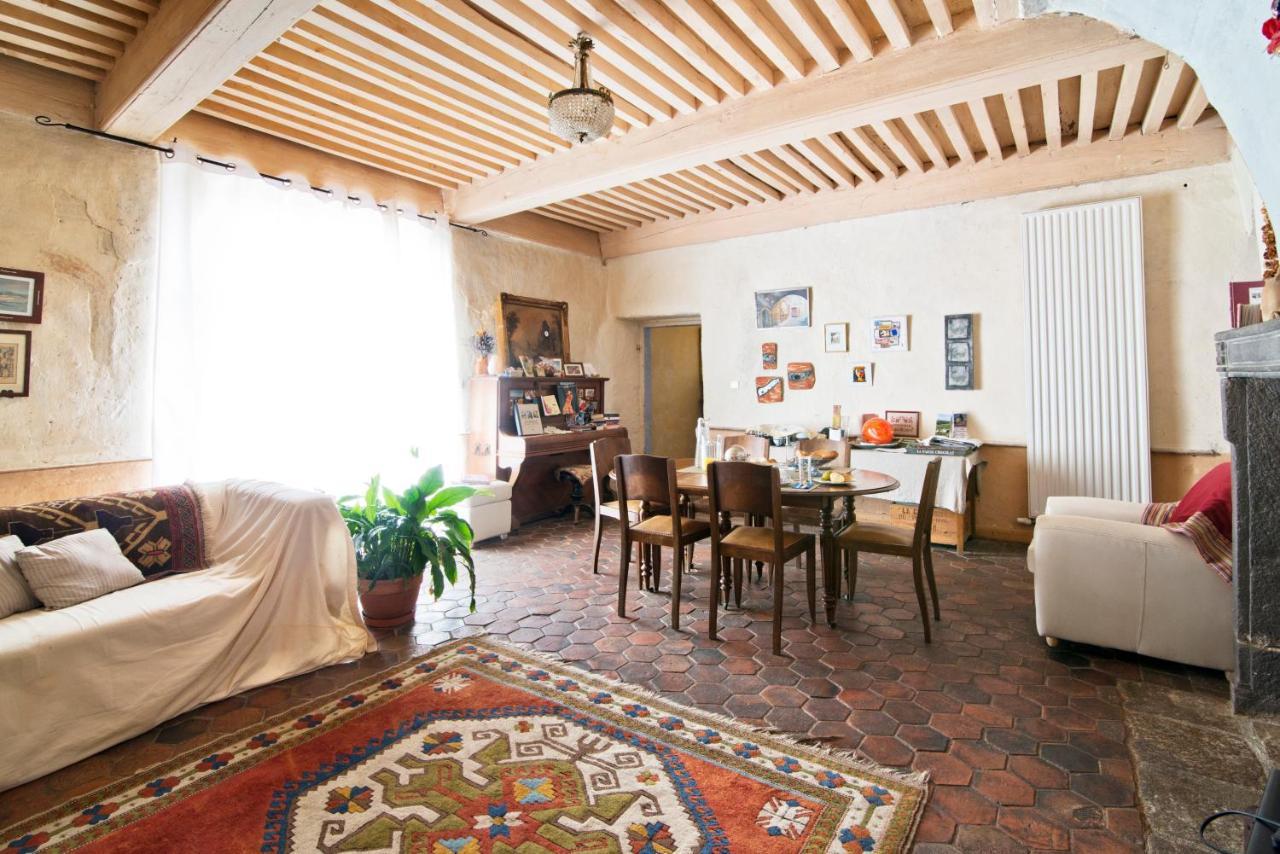 La Maison Des Archers Saint-Saturnin  Eksteriør billede